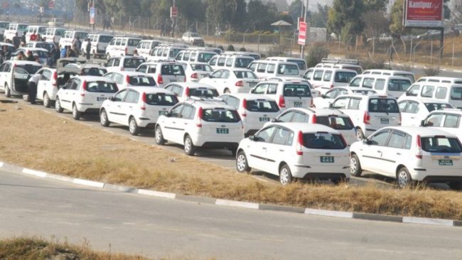 काठमाडौँमा यात्रु ठग्ने साढे १२ हजार ट्याक्सी चालक कारबाहीमा