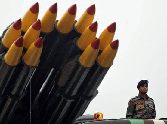 पाकिस्तानले बन्द गर्यो कराची एयर स्पेस, भारतमा मिसाइल दाग्ने तयारी!