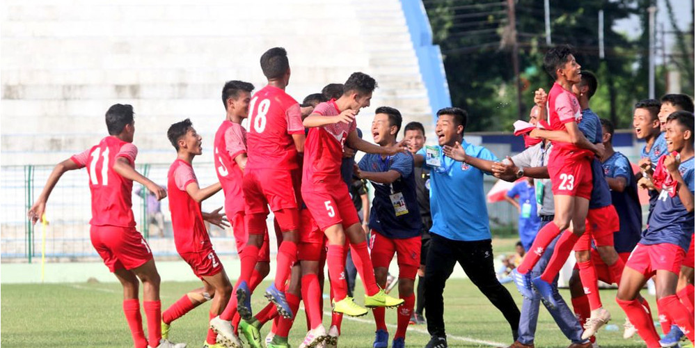 साफ यू-१५ फुटबलः नेपालले बङ्गलादेशलाई ४-१ गोलले हरायो