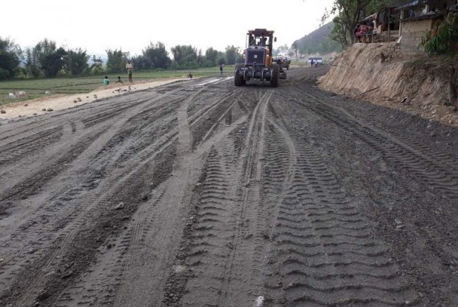 मदन भण्डारी राजमार्गको सुर्खेत खण्डमा डिपिआर निर्माण शुरु