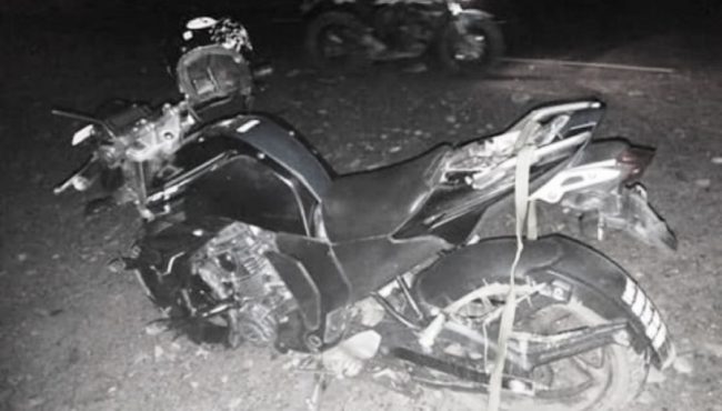 भरतपुरमा मोटरसाईकल दुर्घटना, चालकको मृत्यु, एक गम्भीर घाईते