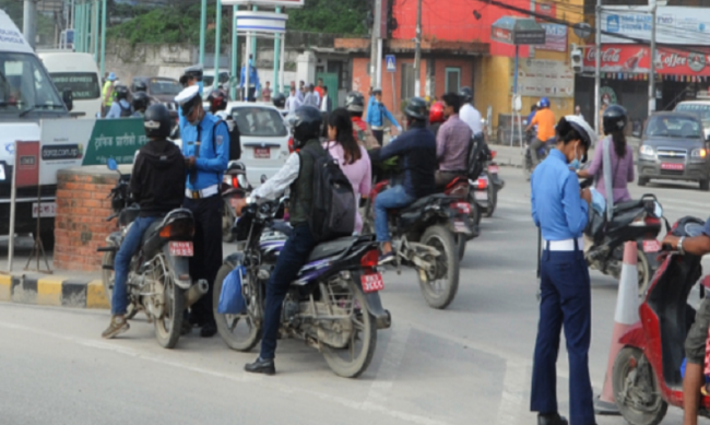 काठमाडौं उपत्यकामा एकैदिन २२ सय ७६ जना सवारी चालकमाथि कारवाही