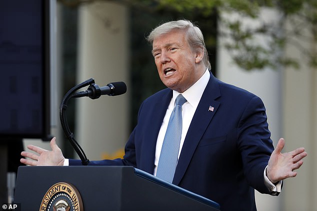 ट्रम्पले विश्वका अरु देशहरुलाई कोरोनाभाइरसबारे ढाँटेको आरोप लगाए