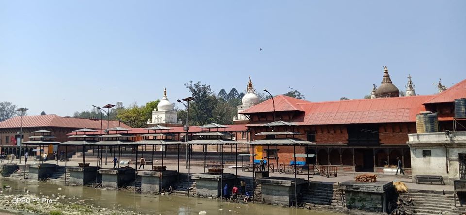 घाट, शव र अस्पताल