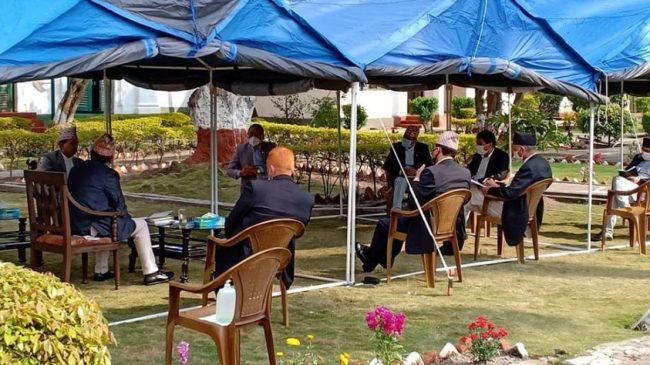 हवाइ सेवामा लकडाउन जेठ २ गतेसम्मलाई थपियो, अन्य क्षेत्रका लागि के–के भयो निर्णय ?