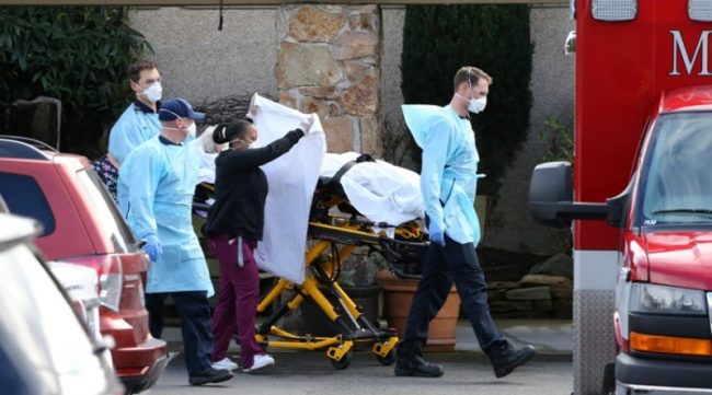 अमेरिकामा पछिल्लो २४ घण्टामा २४८२ को मृत्यु