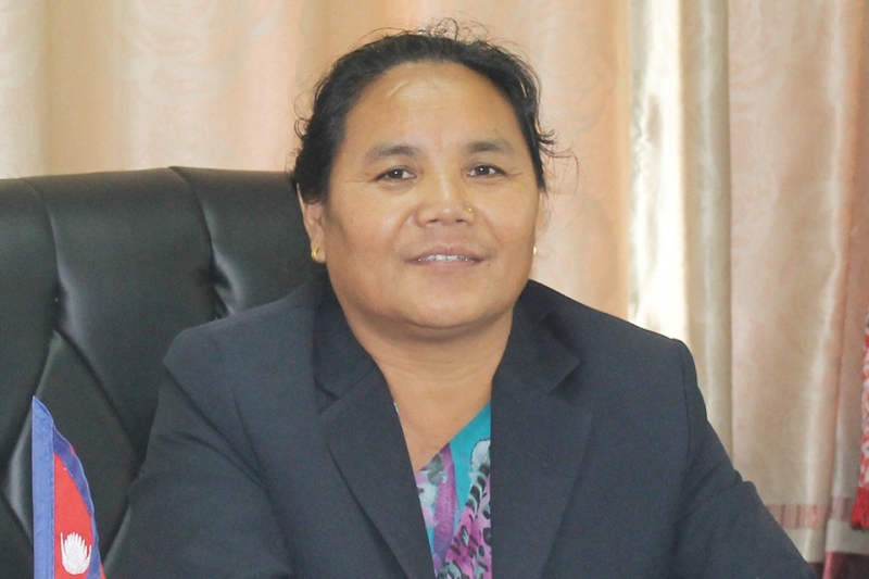 स्वास्थ्य सामग्रीको अभाव हुन दिन्नौँ : मन्त्री पुन