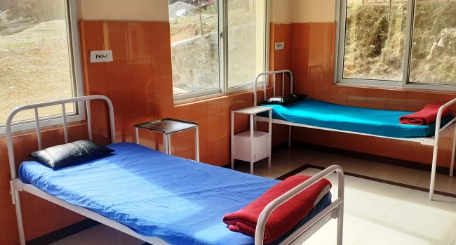 ५ दिनदेखि आइसोलेसनमा भर्ना भएका तीनजना ‘डिस्चार्ज’