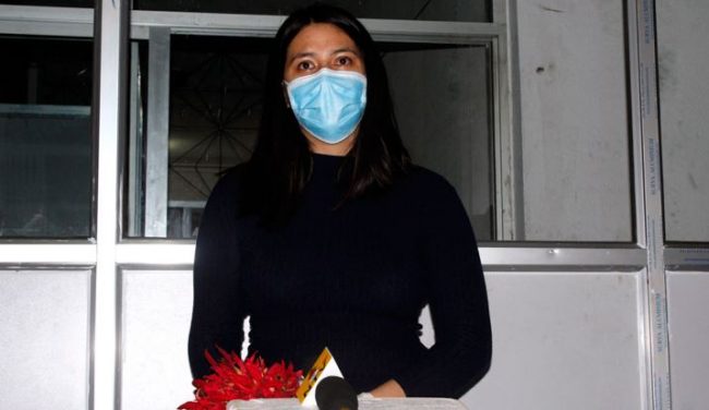 कोरोनाको युद्ध जितेर घर फर्किइन् दोस्रो संक्रमित युवती