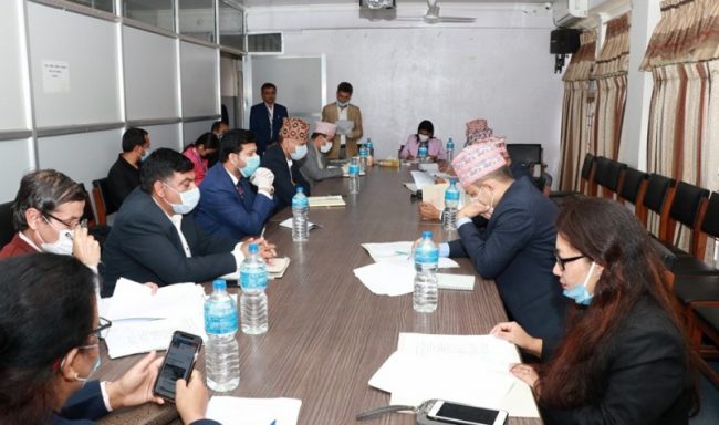 भूमी आयोगका पदाधिकारीलाई मन्त्रीको निर्देशन : आधारभूत वर्गको हितमा काम गर्नुहोस्