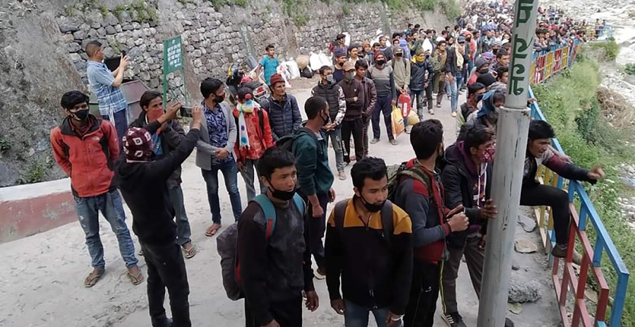 घरमा आमा बितिन्, किरिया महाकालीपारि