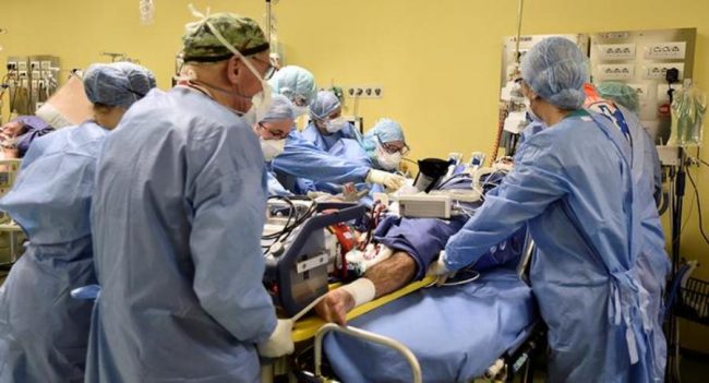 कोरोनाबाट १ लाख ६५ हजारबढीको ज्यान गयो, कहाँ कति संक्रमित, कतिको मृत्यु ? (तालिका)