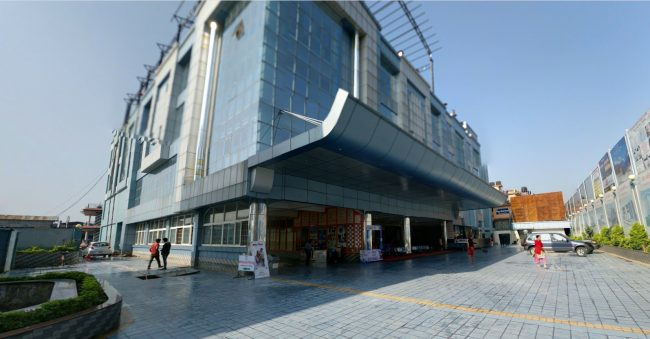 गण्डकी सरकारलाई भाटभटेनीद्वारा २५ लाख सहयोग