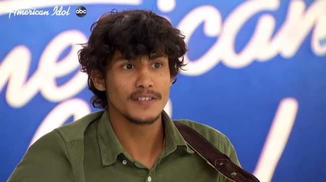 चर्चित पूर्वानुमान वेबसाइट गोल्ड डर्बी भन्छ–‘आर्थर गन अमेरिकन आइडलको उपाधि नजिक’