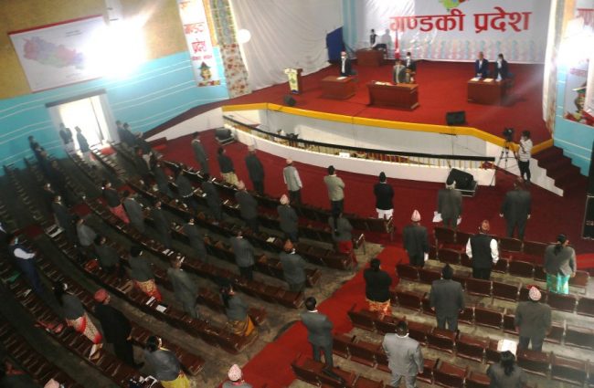 क्वारेन्टिन व्यवस्थित गर्दै पिसीआरको दायरा बढाउनुपर्ने माग