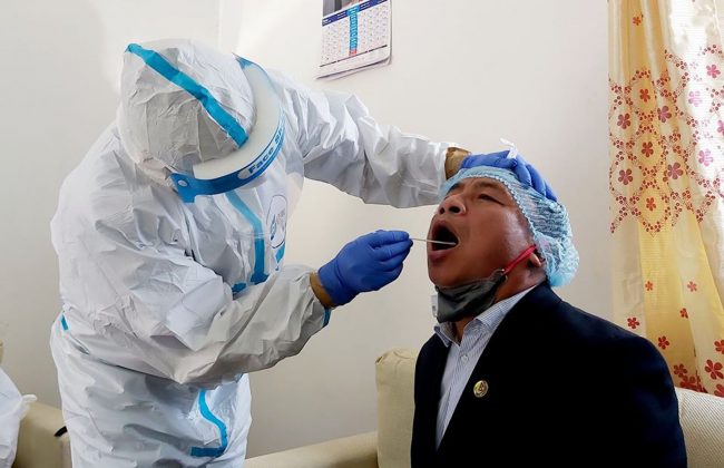 उपराष्ट्रपतिको स्वाबको नमूना सङ्कलन