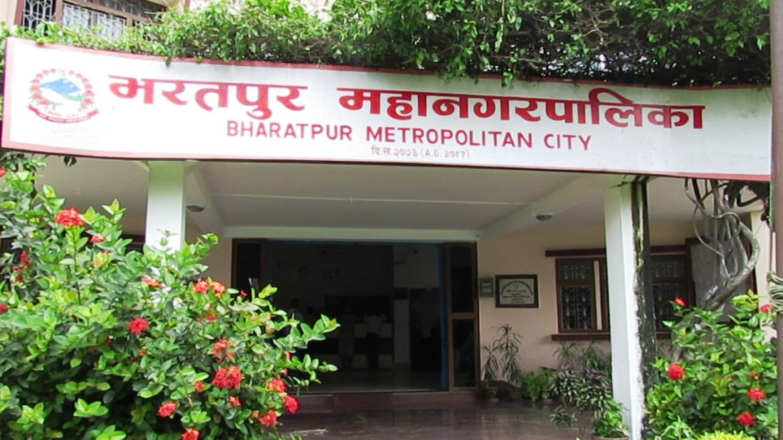 क्वारेन्टिनः सुत्ने व्यवस्था महानगरको, खाना स्वयंको