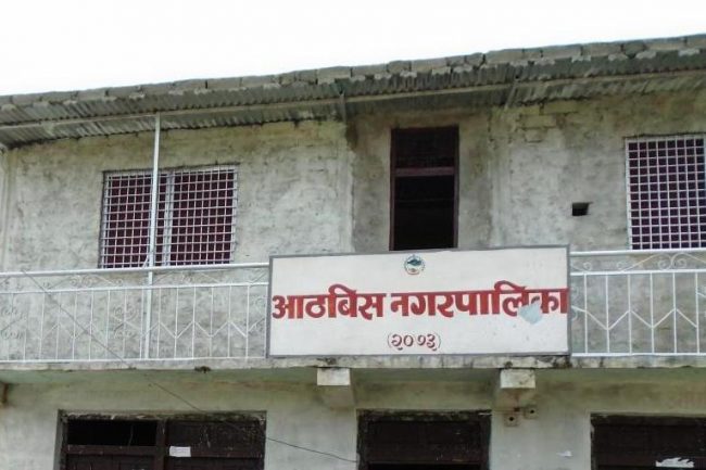 आठबीसका कोरोना संक्रमितलाई जिल्ला अस्पतालमा आइसोलेट गरिने