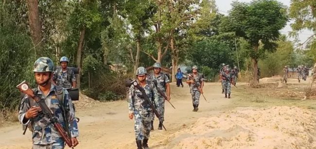 लुकीछिपी नेपाल प्रवेश गरेका ३३ लाई सशस्त्रले पुर्यायो क्वारेन्टिनमा