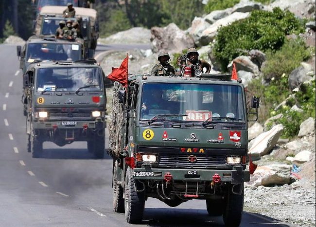 चिनियाँ सेनाले देपसांग क्षेत्रमा पाल गाडे, सैन्य वाहन र तोप ल्याए