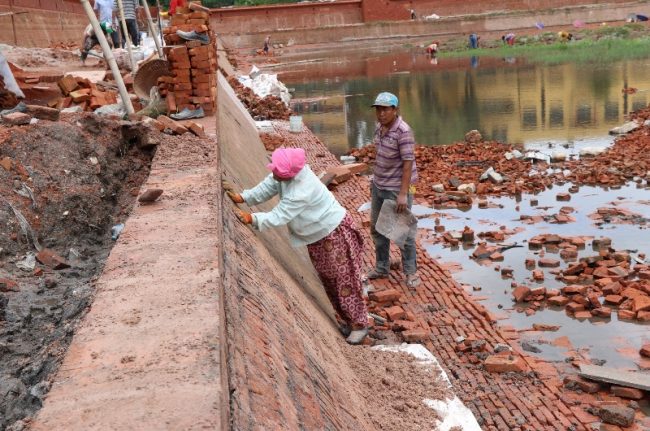 सकियो रानीपोखरीको पानी रहने भागको निर्माण