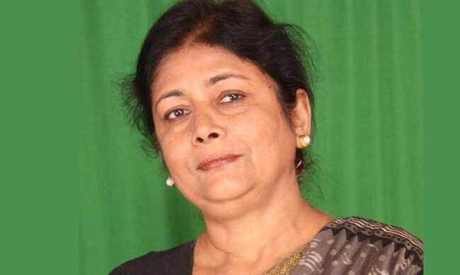 पछि हटिनन् सरिता गिरी, पार्टीले ह्वीप लगाउँदा यस्तो जवाफ, संसद बैठक पनि रोकियो