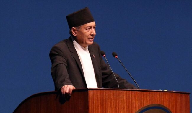 कोरोनासँग लड्दै आर्थिक गतिविधि अगाडी बढाउनुपर्छ : अर्थमन्त्री