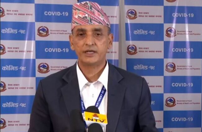 ‘डेङ्गु’ र कोरोना उस्तै–उस्तै हुन्, यिनको एन्टिभाइरल बनेको छैन : निर्देशक डा. पाण्डे