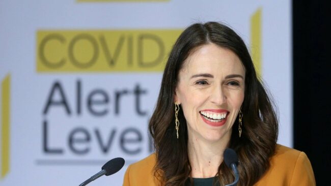 न्यूजिल्याण्डमा अब कोही पनि कोरोना संक्रमित छैनन्, नाचिन् प्रधानमन्त्री