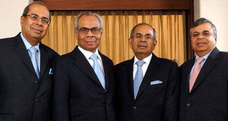 एउटा चिठीले ४ दाजुभाइमा सम्पत्तिको भिडन्त, ८ खर्ब ३० अर्बको मालिक हो पूरा परिवार