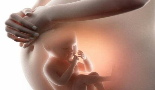 लकडाउनले मर्कामा परेका गर्भवतीले फोन गर्न डाक्टरको आग्रह