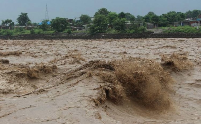 उदयपुरमा बाढीले बगाएर एकको मृत्यु, काभ्रेको इन्द्रावतीमा बालकसहित तीन बेपत्ता