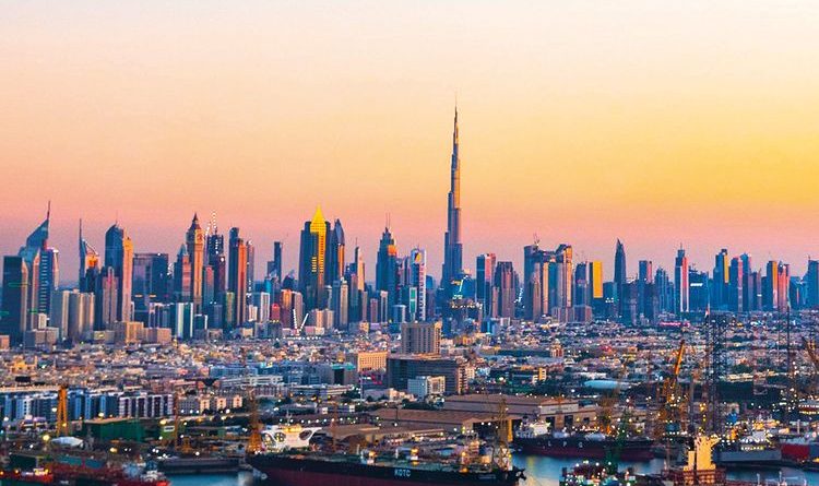 कोरोना भाइरसको महामारीकै बीच पर्यटकका लागि दुबई खुल्यो