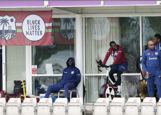 ईङल्यान्ड वेस्टईन्डिज टेस्ट : वर्षा र खराब प्रकाशको कारण लन्च सम्म टस भएन