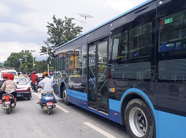 धुलिखेल–काठमाडौँ विद्युतीय बस सञ्चालनमा