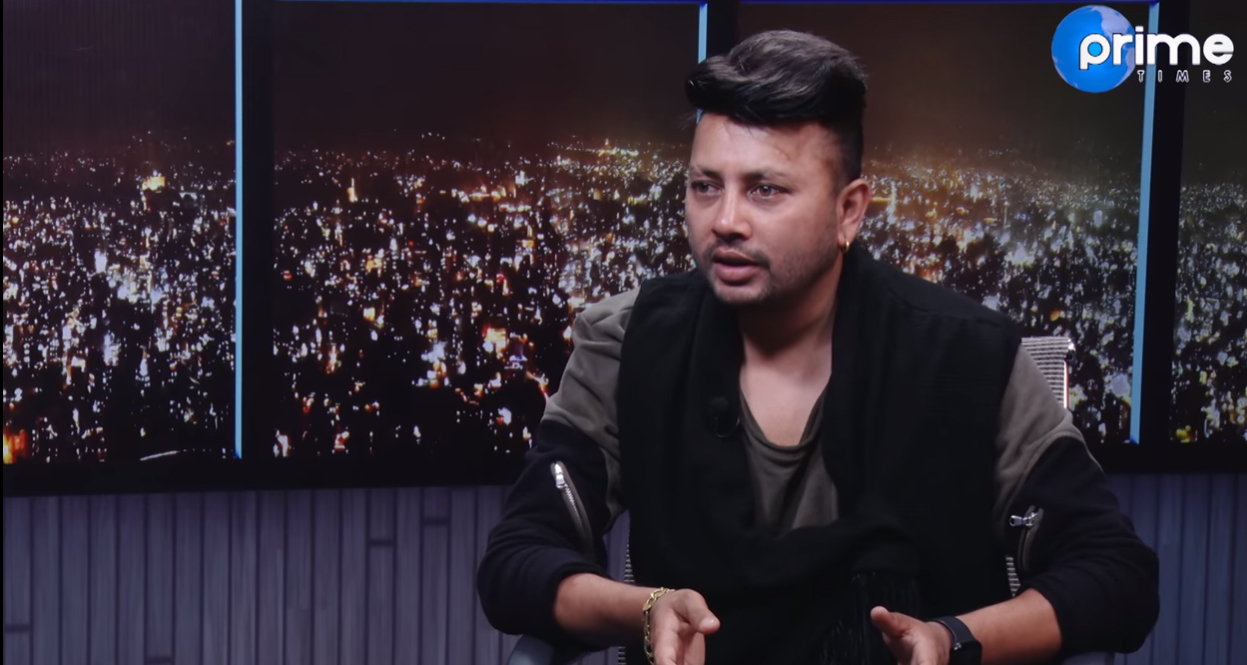 ट्रोलको शिकार हुने पालो दुर्गेश थापाको, ‘गायक हुँ’ भन्ने, नारायणगोपालको गीत नचिन्ने ?