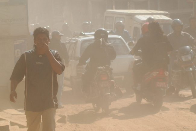 वायु प्रदूषण मापन मेसिन जडान