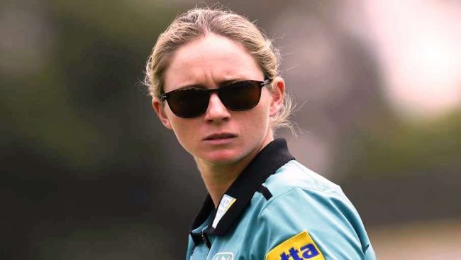 अष्ट्रेलियाकी बेथ मूनी महिला बिग बास लिगको पर्थ स्कोर्चसमा आबद्व