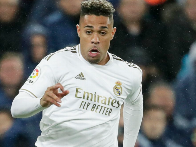 स्ट्राईकर मारियानो डियाज कोरोना संक्रमित