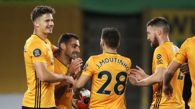 क्रिसटल प्यालेसलाई पराजित गर्दै वोल्भस युरोपा लिग नजिकै