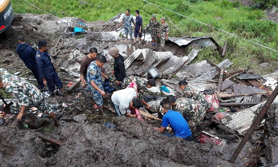 पहिरोले जाजरकोटाका ५ सय परिवार विस्थापित, ९ जनाको शव फेला