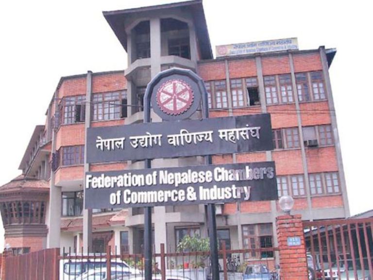 एफएनसीसीआईले भन्यो : तिर्न सक्ने व्यवसायीले ऋणको सावाँ र व्याज तिर्नु