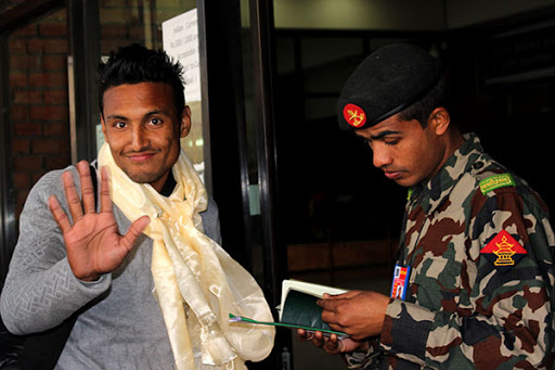 इन्डोनेसियामा रहेका फुटबल खेलाडी रोहित चन्द स्वदेश फिर्ता