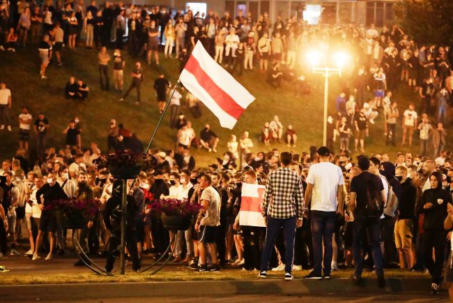 बेलारुसमा लुकासेन्को ८० प्रतिशत मतका साथ विजयी, विपक्षीहरुको विरोध प्रदर्शन