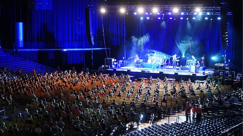 भिडमा कसरी कोरोना फैलिन सक्छ भन्ने थाहा पाउन जर्मनीमा साङ्गीतिक कार्यक्रम