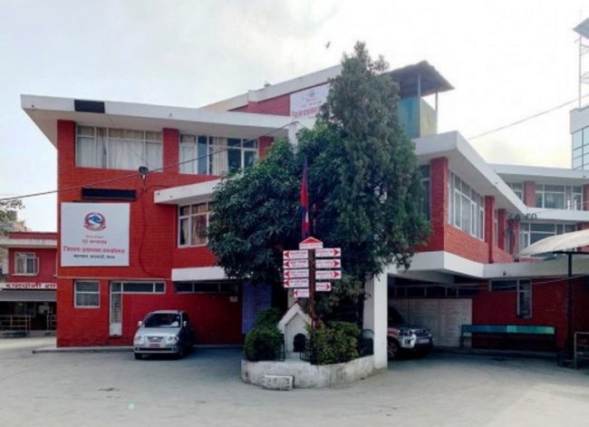 आज निवेदन, भोलि मात्रै सवारी पास