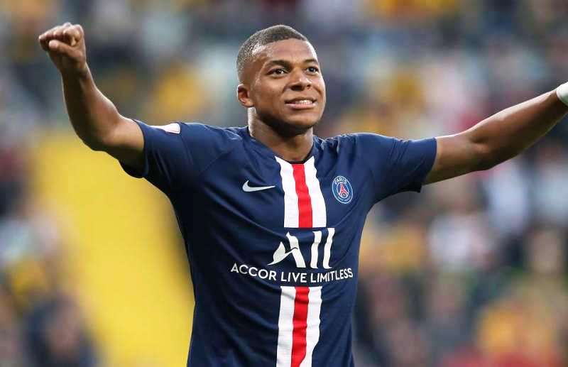 एमबाप्पे पुनः टोलीमा समेटिए