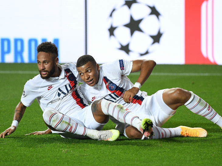 पीएसजी २५ बर्षपछि सेमिफाईनलमा