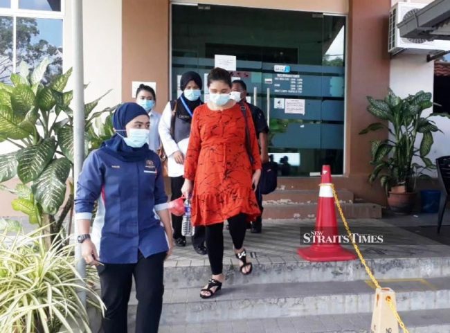 क्वारेन्टिन नियम तोडेको आरोपमा पाँच दिन जेल