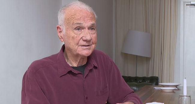 ८५ वर्षका पूर्व धर्मगुरु पोर्नस्टार बने, फिल्ममा खेलेको पैसा समेत लिँदैनन्